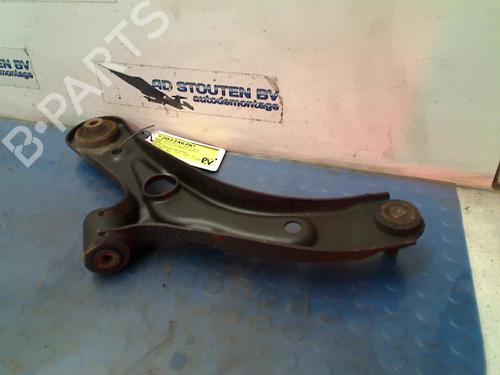 Used Right front suspension arm SUZUKI SPLASH (EX) 1.0 (A5B310) (65 hp) 13474303