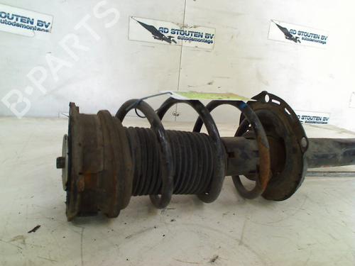 Right front shock absorber SKODA OCTAVIA III Combi (5E5, 5E6) 1.6 TDI | BP30155823M17