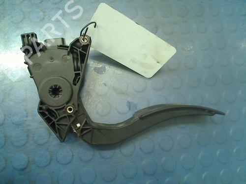 Pedal RENAULT CLIO IV Grandtour (KH_) 1.5 dCi 90 (KHN3, KHN4) | BP13126909I4 
