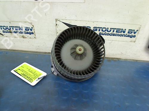 Used Heater blower motor TOYOTA AURIS (_E15_) 1.6 (ZRE151_, ZRE151R) (132 hp) 17513412