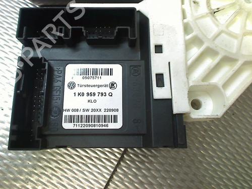 Left front window motor VW GOLF VI (5K1) 1.4 TSI | BP34574045E21  - Image 6