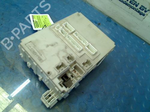 Used Fuse box HONDA INSIGHT (ZE_) 1.3 IMA (ZE28, ZE2) (88 hp) 13560533