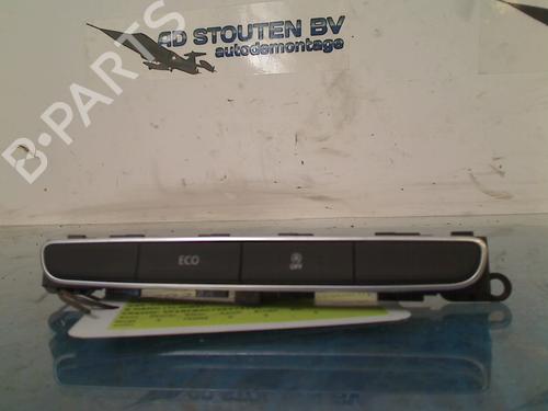 Switch RENAULT MEGANE IV Hatchback (B9A/M/N_) 1.5 dCi 110 (B9A3) | BP13321838I30 