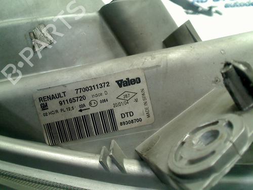 Højre forlygte OPEL VIVARO A Bus (X83) 2.5 DTI (F7, J7, A07) | BP15226831C29 