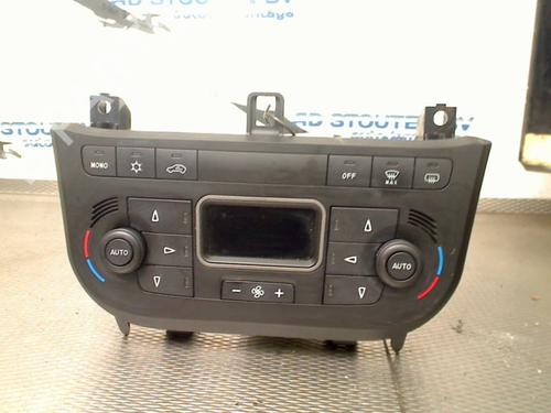 Used Climate control ALFA ROMEO MITO (955_) 1.3 MultiJet (955AXT1A) (84 hp) 31331900