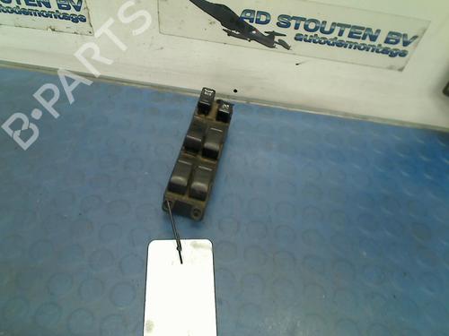 Used Left front window switch NISSAN X-TRAIL I (T30) 2.2 Di 4x4 (114 hp) 14936419