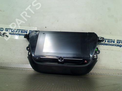 Used Display monitor OPEL CORSA F (P2JO) 1.2 (68) (101 hp) 30450779