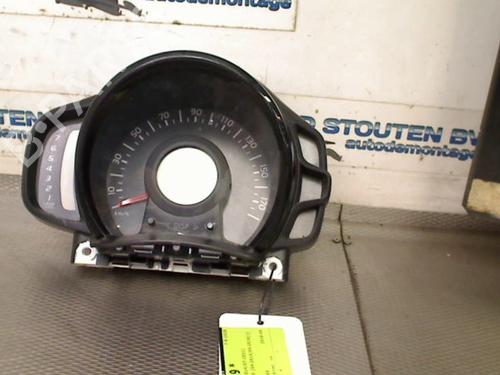 Used Display monitor CITROËN C1 II (PA_, PS_) 1.0 VTi 68 (69 hp) 30774401