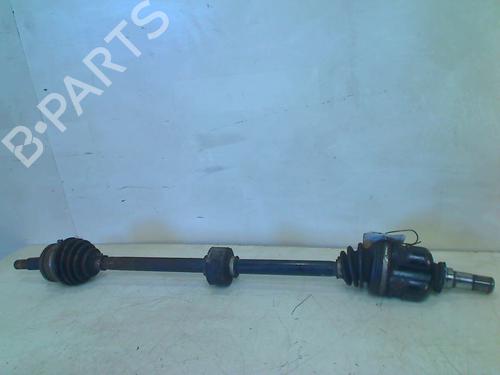 Transmissão frente direita TOYOTA COROLLA (_E12_) 1.6 VVT-i (ZZE121_, ZZE121R) (110 hp) 32283851