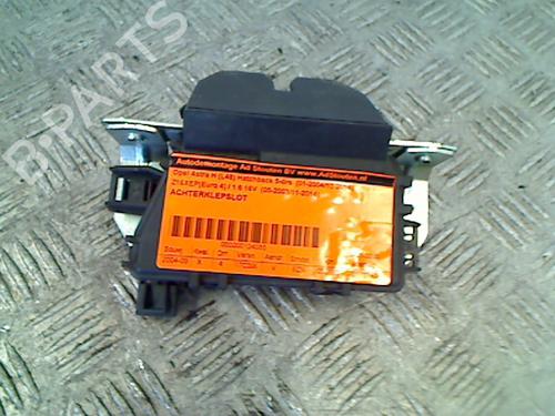 Used Tailgate lock OPEL ASTRA H (A04) 1.6 (L48) (105 hp) 11313123