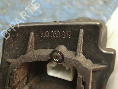 Steering wheel controls SEAT IBIZA IV ST (6J8, 6P8) 1.4 | BP13718004E15 