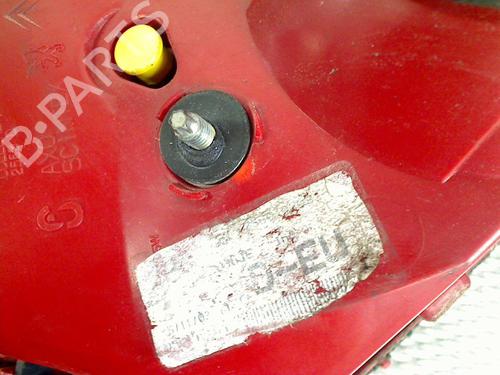 Right taillight PEUGEOT 307 CC (3B) 2.0 16V | BP31021465C35