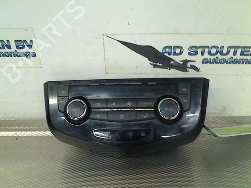 Airco bedieningspaneel NISSAN QASHQAI II SUV (J11, J11_) 1.6 dCi (130 hp) 25853610