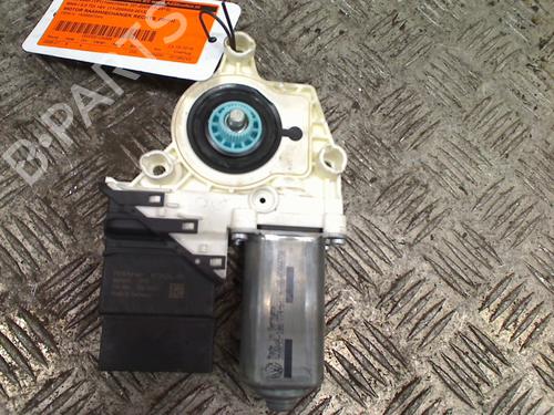 Used Electronic module SEAT LEON (1P1) 2.0 TDI (170 hp) 13124630