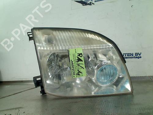 Used Right headlight NISSAN X-TRAIL I (T30) 2.2 dCi (136 hp) 30533666