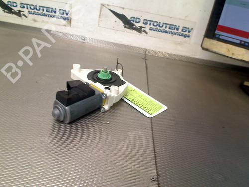Used Right rear window motor Right rear window motor MERCEDES-BENZ CLA Coupe (C117) CLA 180 (117.342) (122 hp) 33458528 33458528