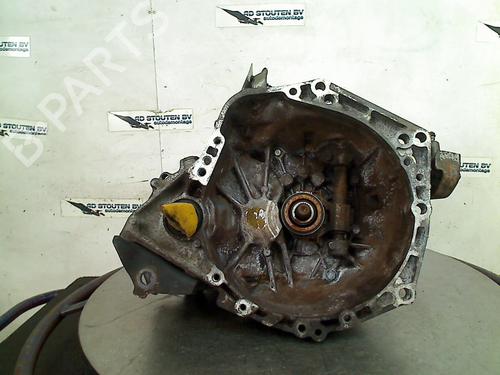 Used Gearbox TOYOTA YARIS (_P9_) 1.0 VVT-i (KSP90_, KSP90R) (69 hp) 31256767
