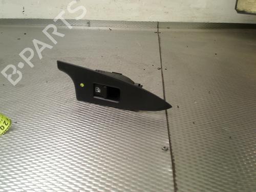 Used Switch Switch ALFA ROMEO GIULIETTA (940_) 1.4 TB (940FXB1A, 940FXB11) (170 hp) 33402201 33402201