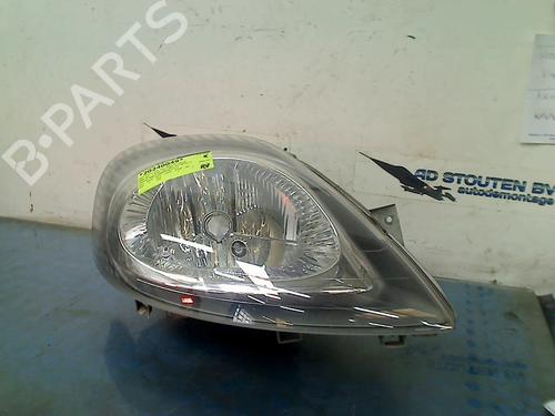 Used Right headlight OPEL VIVARO A Van (X83) 1.9 DI (F7) (80 hp) 17533656