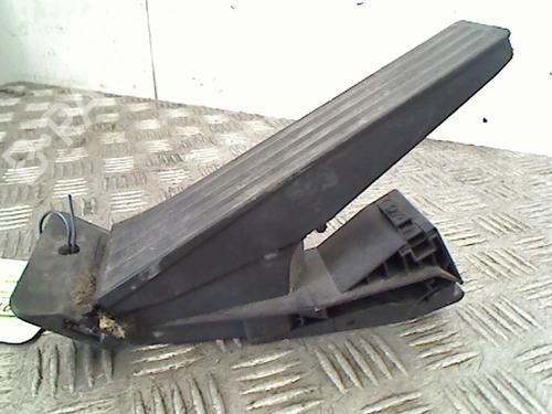 Pedal BMW 5 (F10) 520 d (184 hp) 13125040