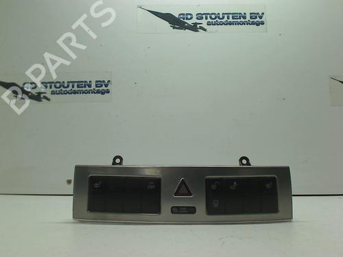 Used Warning switch MERCEDES-BENZ C-CLASS (W203) C 230 (203.052) (204 hp) 13125326