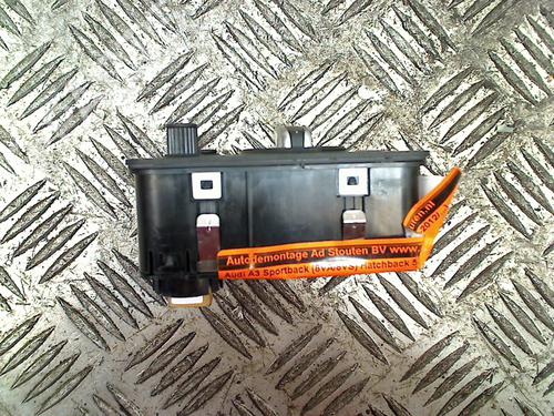 Headlight switch AUDI A3 Sportback (8VA, 8VF) 1.4 TSI | BP11308088I24 