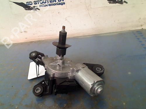 Rear wiper motor TOYOTA YARIS (_P9_) 1.3 VVT-i (SCP90_, SCP90R) | BP17476718M102 