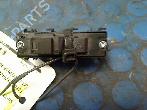 Switch MERCEDES-BENZ CLS (C218) CLS 350 CDI / d (218.323) | BP13321779I30 