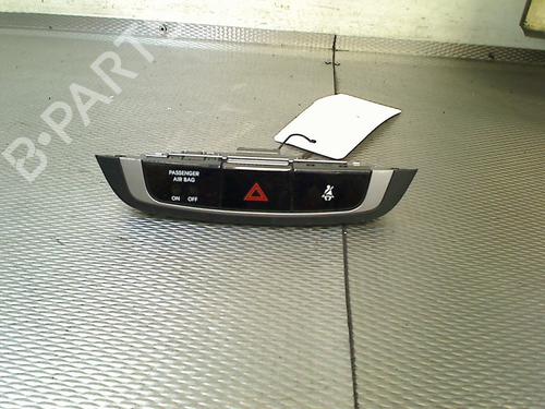 Used Warning switch Warning switch HYUNDAI ix35 (LM, EL, ELH) 2.0 (163 hp) 39961105 39961105