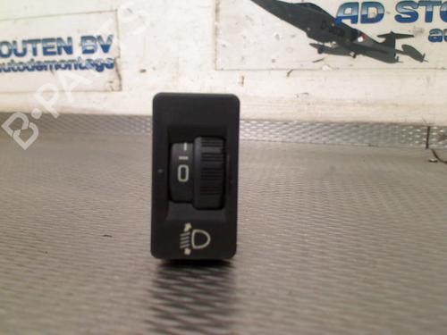 Used Headlight switch PEUGEOT 3008 I MPV (0U_) 2.0 HDi Hybrid4 (0URHCA) (200 hp) 30514557