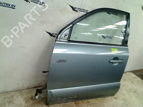 Left front door HYUNDAI TUCSON (JM) 2.0 All-wheel Drive | BP21188853C2 