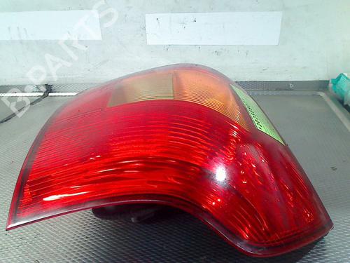 Piloto trasero derecho TOYOTA COROLLA (_E12_) 1.6 VVT-i (ZZE121_, ZZE121R) | BP30932130C35 