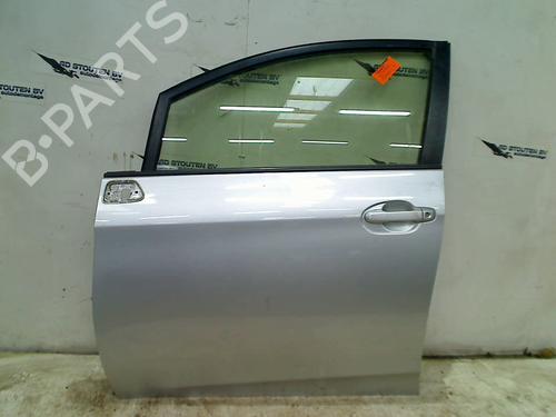 Used Left front door TOYOTA VERSO S (_P12_) 1.33 (NSP120_) (99 hp) 23143017
