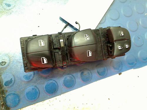 Left front window switch NISSAN MICRA V (K14) 1.0 IG-T | BP12453153I27 