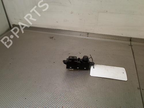 Used Switch PEUGEOT 208 I (CA_, CC_) 1.2 VTI 82 (82 hp) 31637851