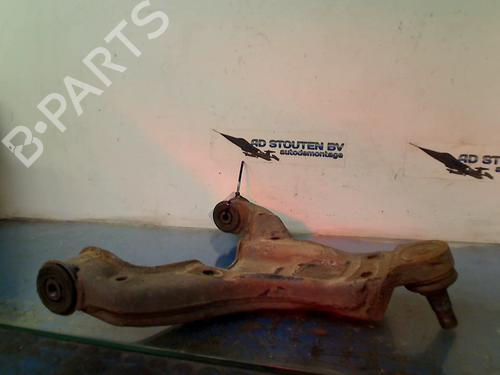 Højre fortil bærearm Højre fortil bærearm MERCEDES-BENZ SPRINTER 3,5-t Van (B906) 310 CDI (906.631, 906.633, 906.635, 906.637) (95 hp) 33796392 33796392