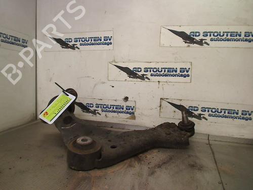 Used Right front suspension arm MERCEDES-BENZ VITO Van (W447) 114 CDI (447.601, 447.603, 447.605) (136 hp) 30845333