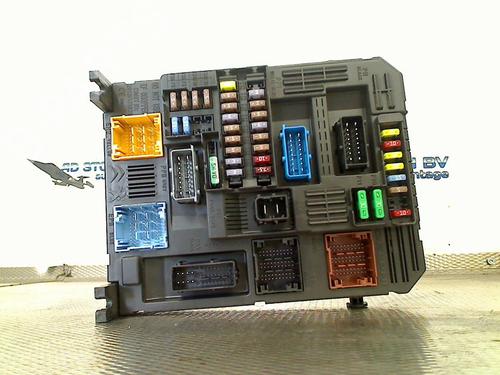 Fuse box OPEL CROSSLAND X / CROSSLAND (P17, P2QO) 1.2 (75) | BP28450037E1