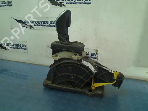 Used Gear lever VOLVO V60 I (155) D6 Hybrid AWD (280 hp) 11304949