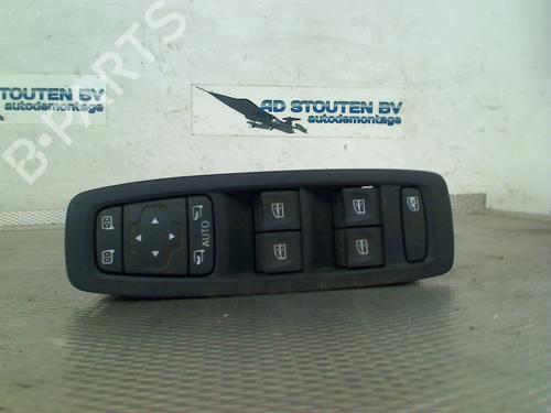 Used Left front window switch RENAULT MEGANE IV Grandtour (K9A/M/N_) 1.5 dCi 110 (110 hp) 33037696