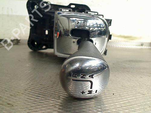 Shift knob PEUGEOT 208 I (CA_, CC_) 1.2 VTI 82 | BP31637841I34 