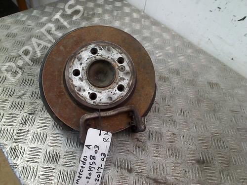 Used Right rear steering knuckle MERCEDES-BENZ A-CLASS (W176) A 180 CDI / d (176.012) (109 hp) 11259907