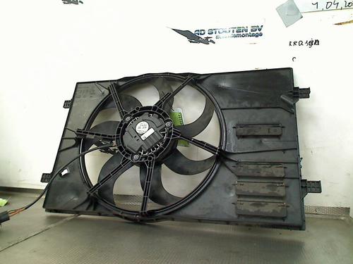 Used Fan AUDI A3 Sportback (8YA, 8YF) 35 TDI (150 hp) 28717452