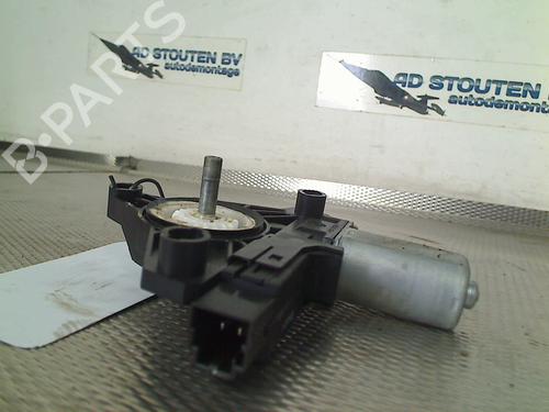 Left front window motor VOLVO V40 Hatchback (525) T4 GTDi | BP33687024E21 - Image 3