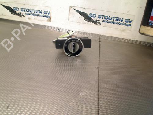 Used Headlight switch Headlight switch MERCEDES-BENZ CLA Coupe (C117) CLA 180 (117.342) (122 hp) 33458531 33458531