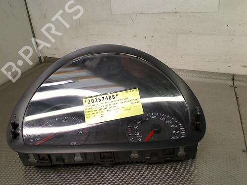 Used Instrument cluster Instrument cluster 33044567 33044567