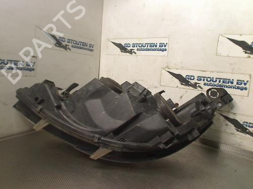 Right headlight PEUGEOT 308 II (LB_, LP_, LW_, LH_, L3_) 1.6 HDi | BP29971297C29