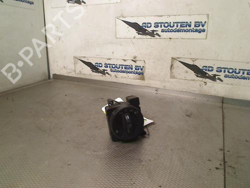 Used Headlight switch Headlight switch MERCEDES-BENZ CITAN Box Body/MPV (W415) 109 CDI (415.601, 415.603, 415.605) (90 hp) 33771132 33771132