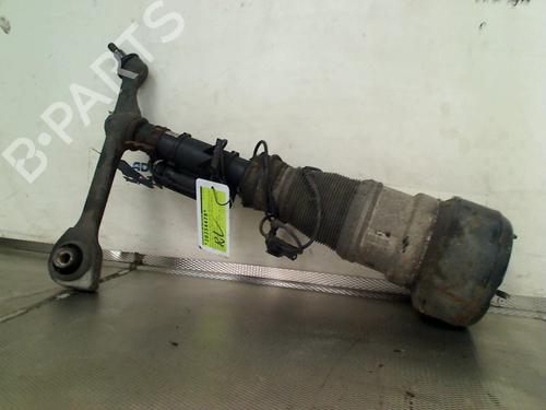 Used Right front shock absorber MERCEDES-BENZ S-CLASS (W221, V221) S 350 BlueTec (221.026, 221.126) (258 hp) 30747618