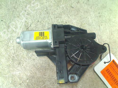 Used Left front window motor VOLVO V40 Hatchback (525) D2 (114 hp) 11309394
